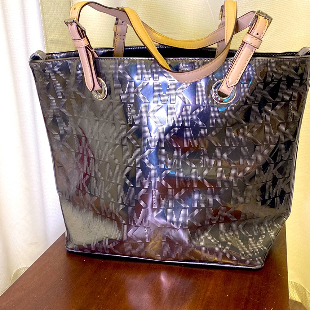 Michael Kors Tote Bag in Pewter